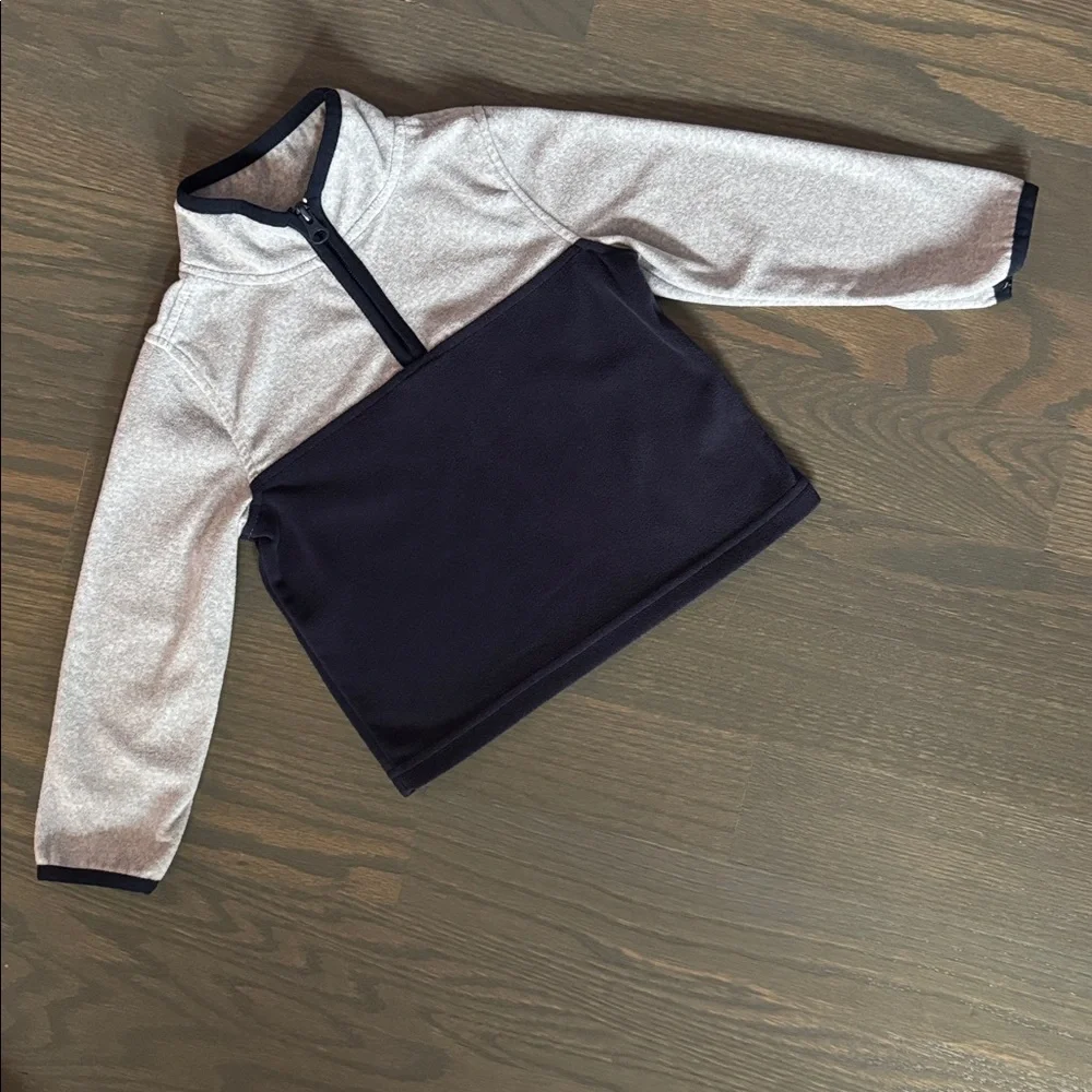 NWOT OshKosh B’gosh Navy Gray Colorblock Microfleece 1/4 Zip | 3T